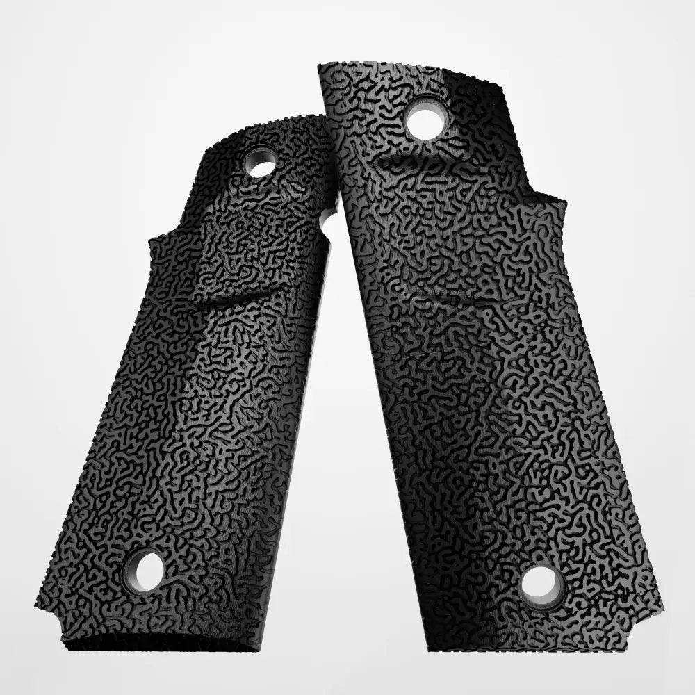 Minimal 1911 Grips: Alpha Romeo Tango - Black / Romeo Texture